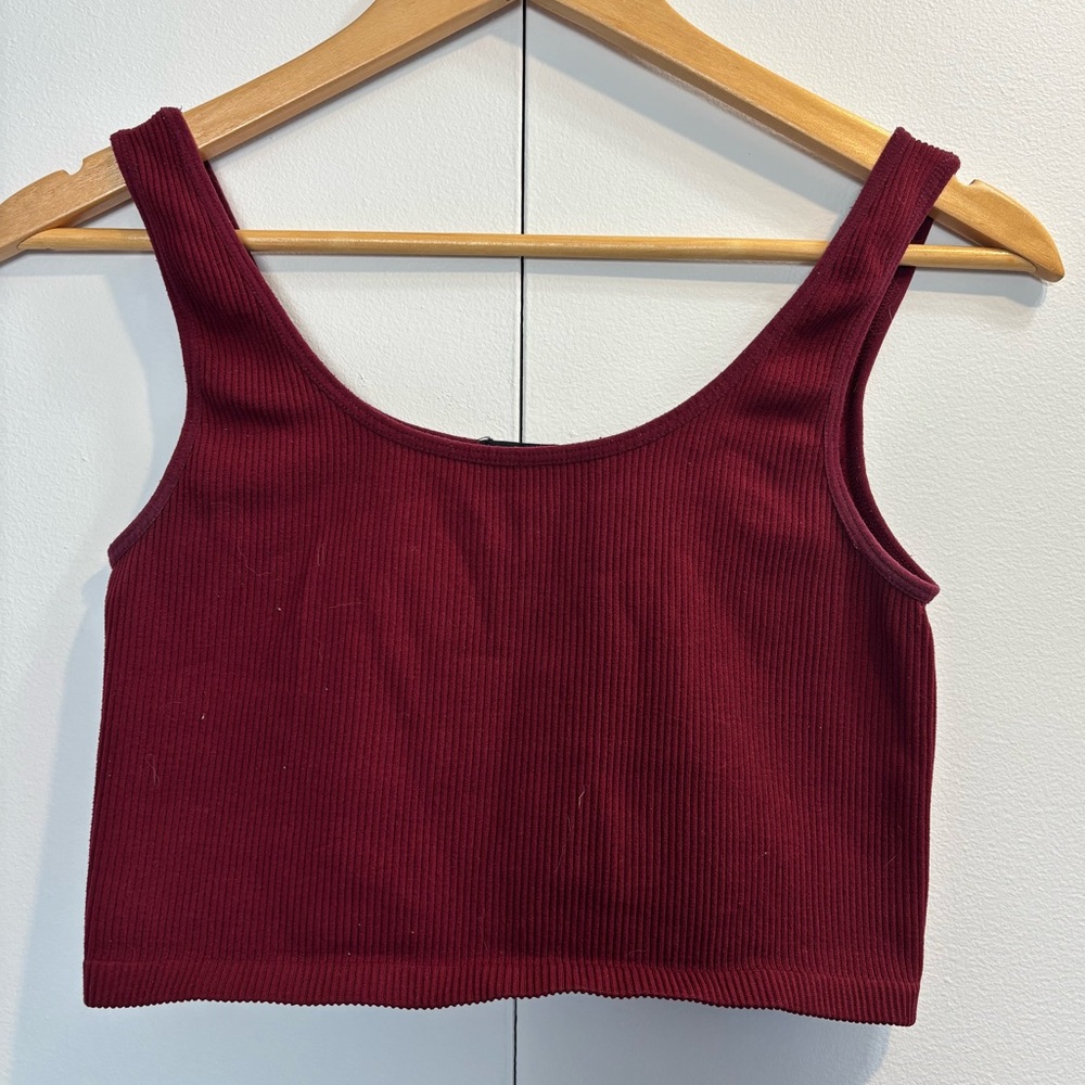 green and dark red tank top